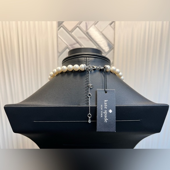 SALE NEW Kate Spade Pearl Necklace and Dust Bag - Picture 7 of 8
